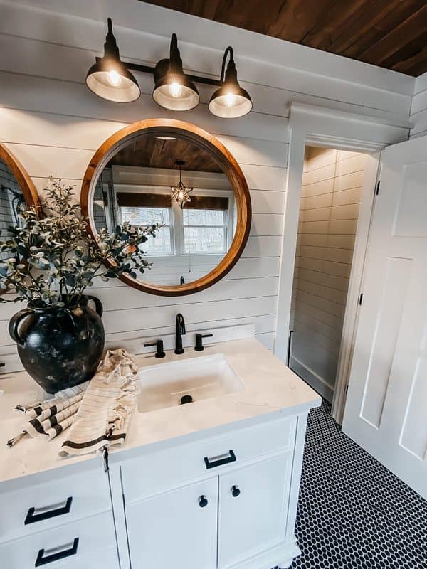 bathrooms with shiplap