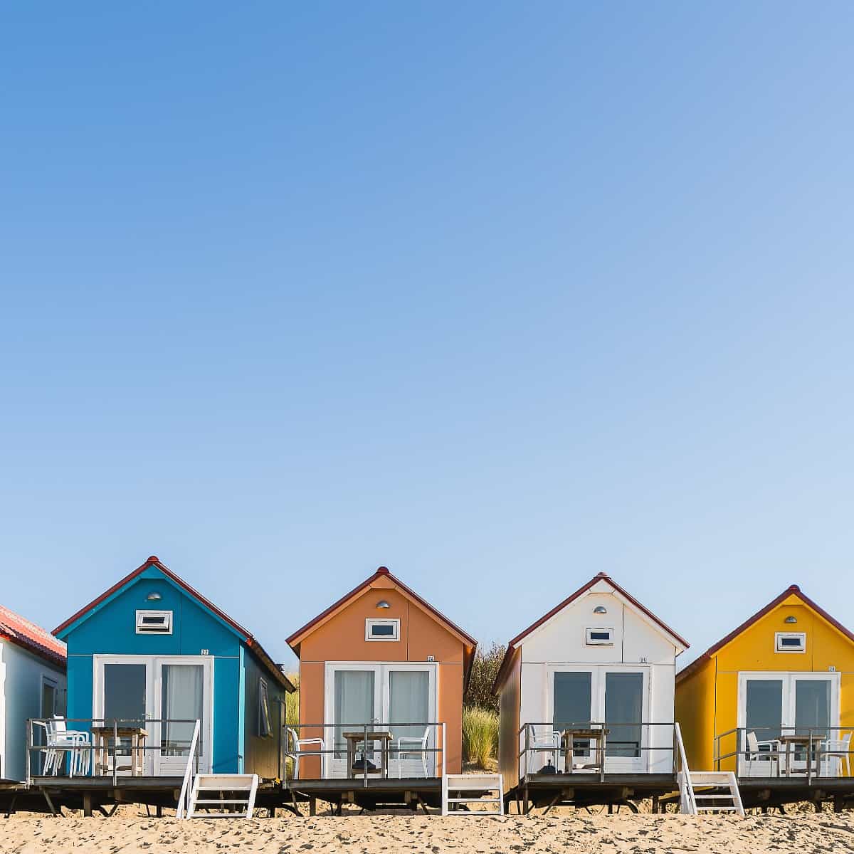 The best beach house paint colors
